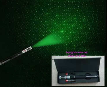 Đèn laser xanh chỉ sáng cực mạnh