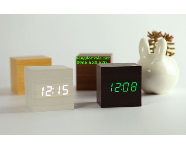 ĐỒNG HỒ GỖ LED ĐỂ BÀN HÌNH VUÔNG CẢM BIẾN ÂM THANH ((Cube Wooden Clock))