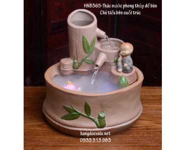 THÁC NƯỚC PHONG THỦY ĐỂ BÀN   CHÚ TIỂU  BÊN SUỐI TRÚC