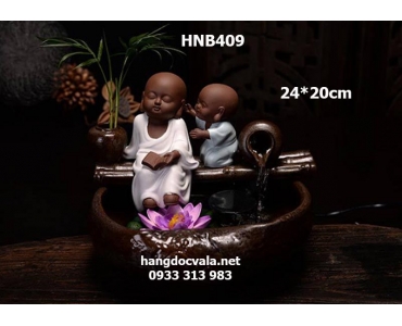 THÁC NƯỚC MINI GỐM CAO CẤP HAI CHÚ TIỂU ĐỌC SÁCH BÊN BỜ SUỐI